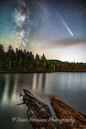 DP_NWG-211 Mlky Way and Comet Tsuchinshan Over Sterling Pond 2