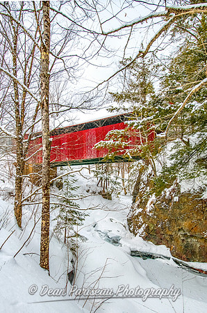 DP_NWG-240 Snow Falling at Red Covered Bridge 3
