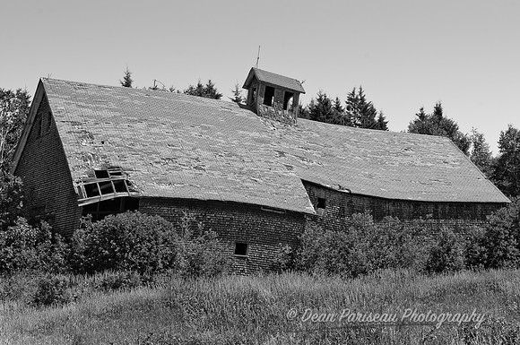 172 Sagging Barn