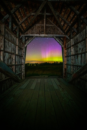 943 Framed Aurora